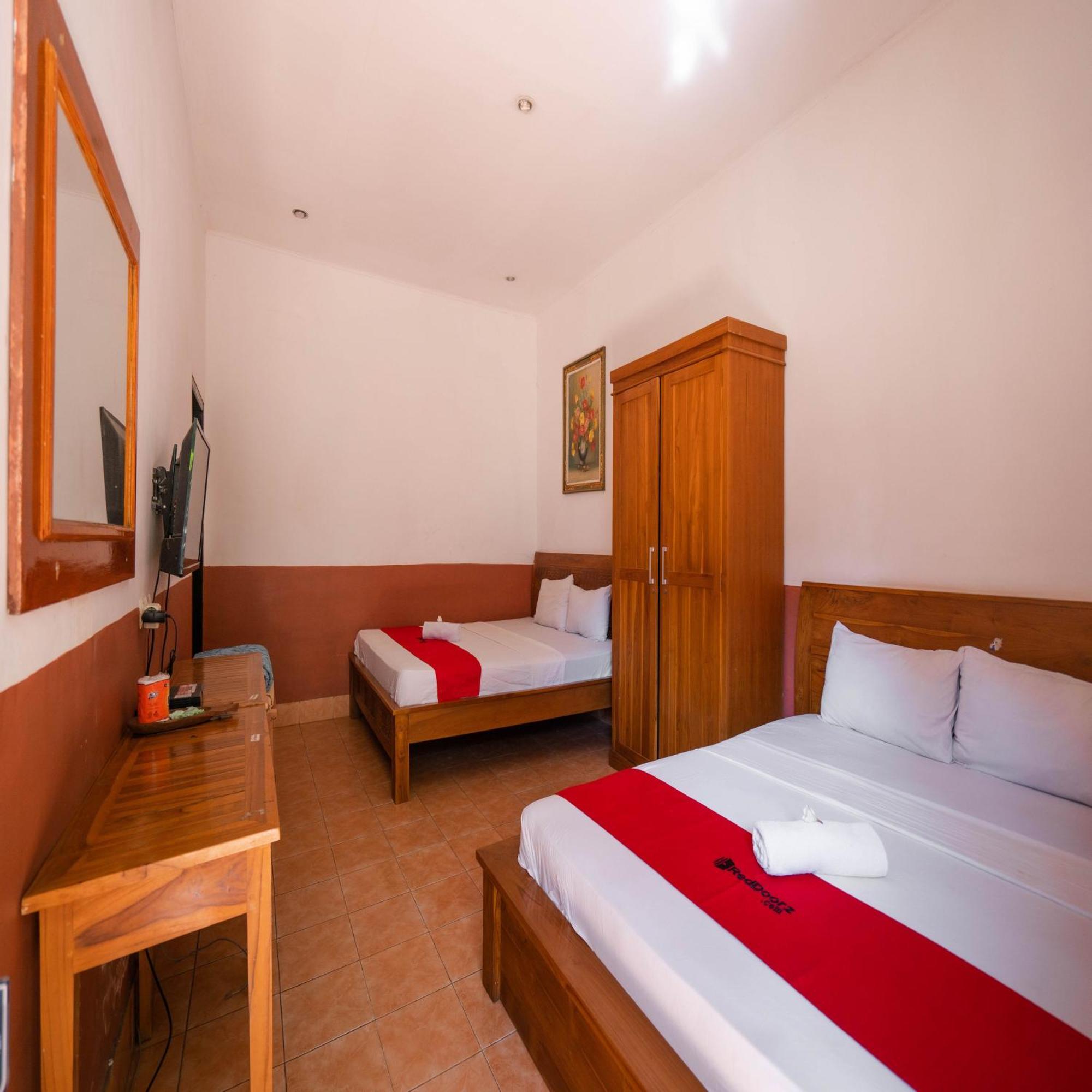 Hotel Reddoorz At Ocean 2 Gili Trawangan Exterior foto