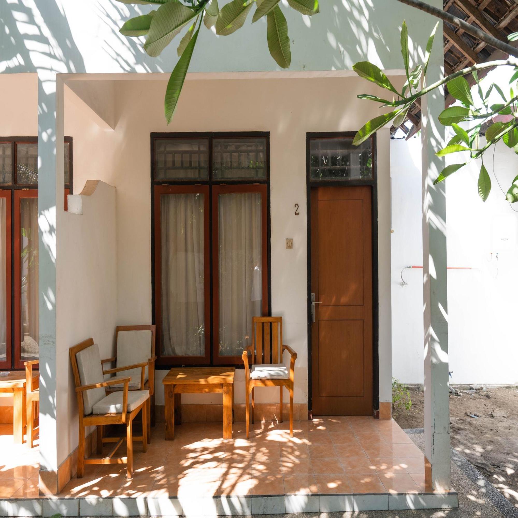 Hotel Reddoorz At Ocean 2 Gili Trawangan Exterior foto
