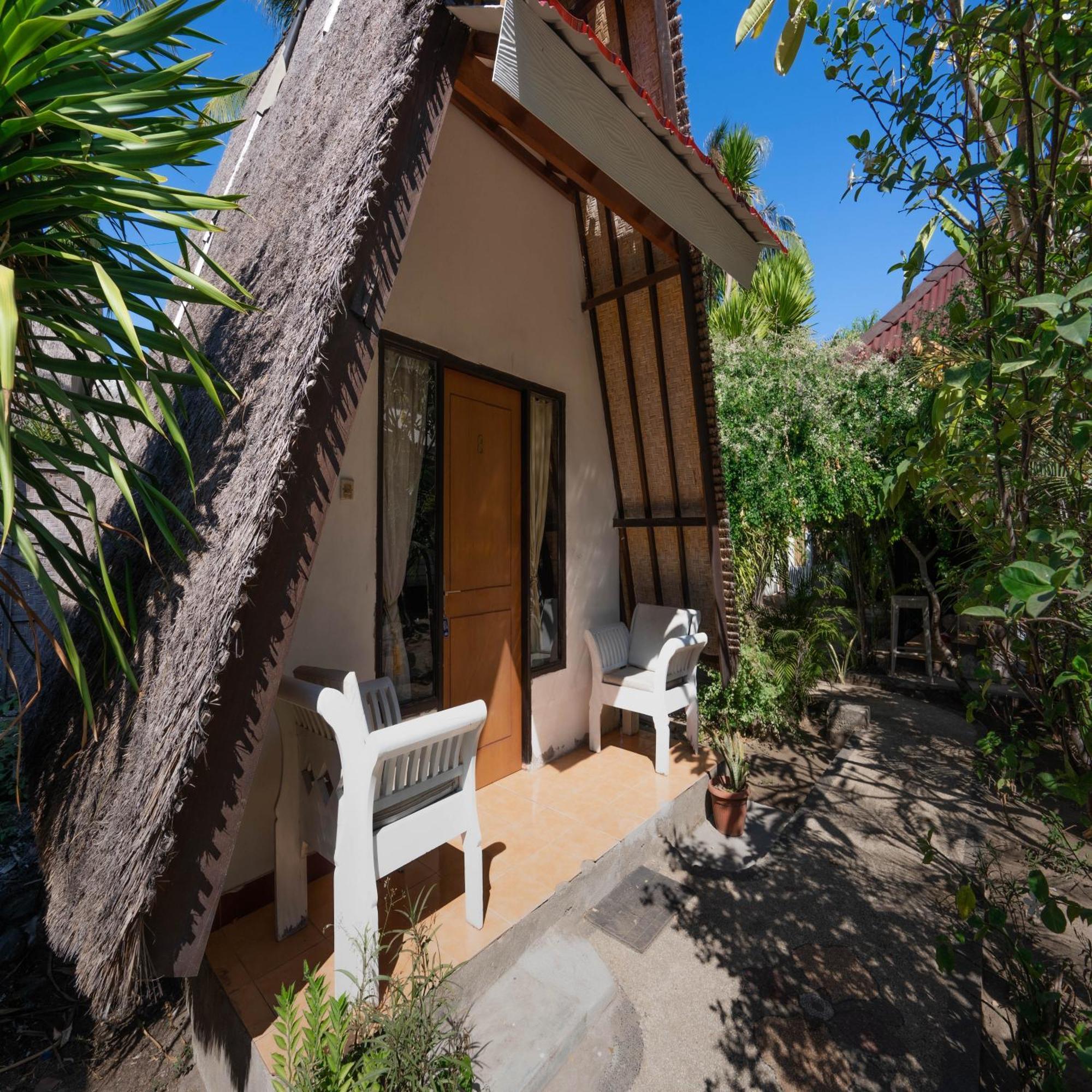 Hotel Reddoorz At Ocean 2 Gili Trawangan Exterior foto
