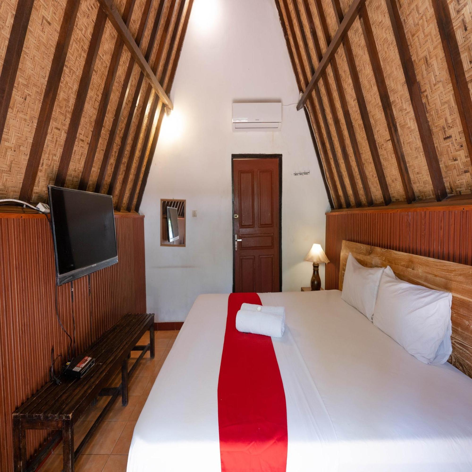 Hotel Reddoorz At Ocean 2 Gili Trawangan Exterior foto