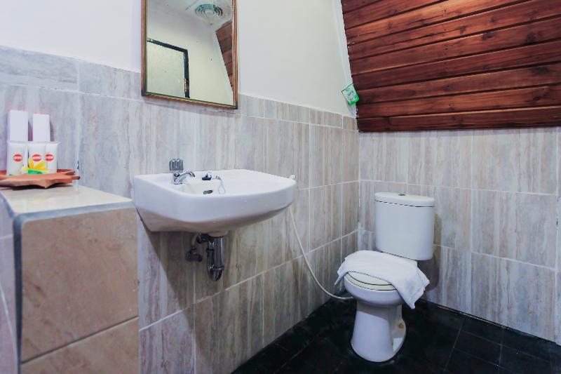 Hotel Reddoorz At Ocean 2 Gili Trawangan Exterior foto