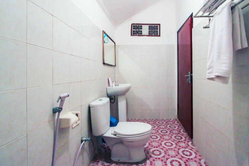 Hotel Reddoorz At Ocean 2 Gili Trawangan Exterior foto